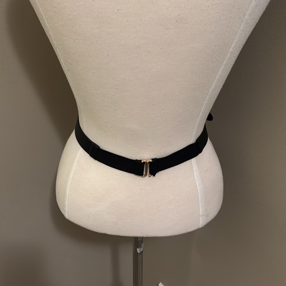 H&M Leather Like Front Elastic Rear Hook Closure Gold Bucket Belt Size Small - Picture 4 of 5
